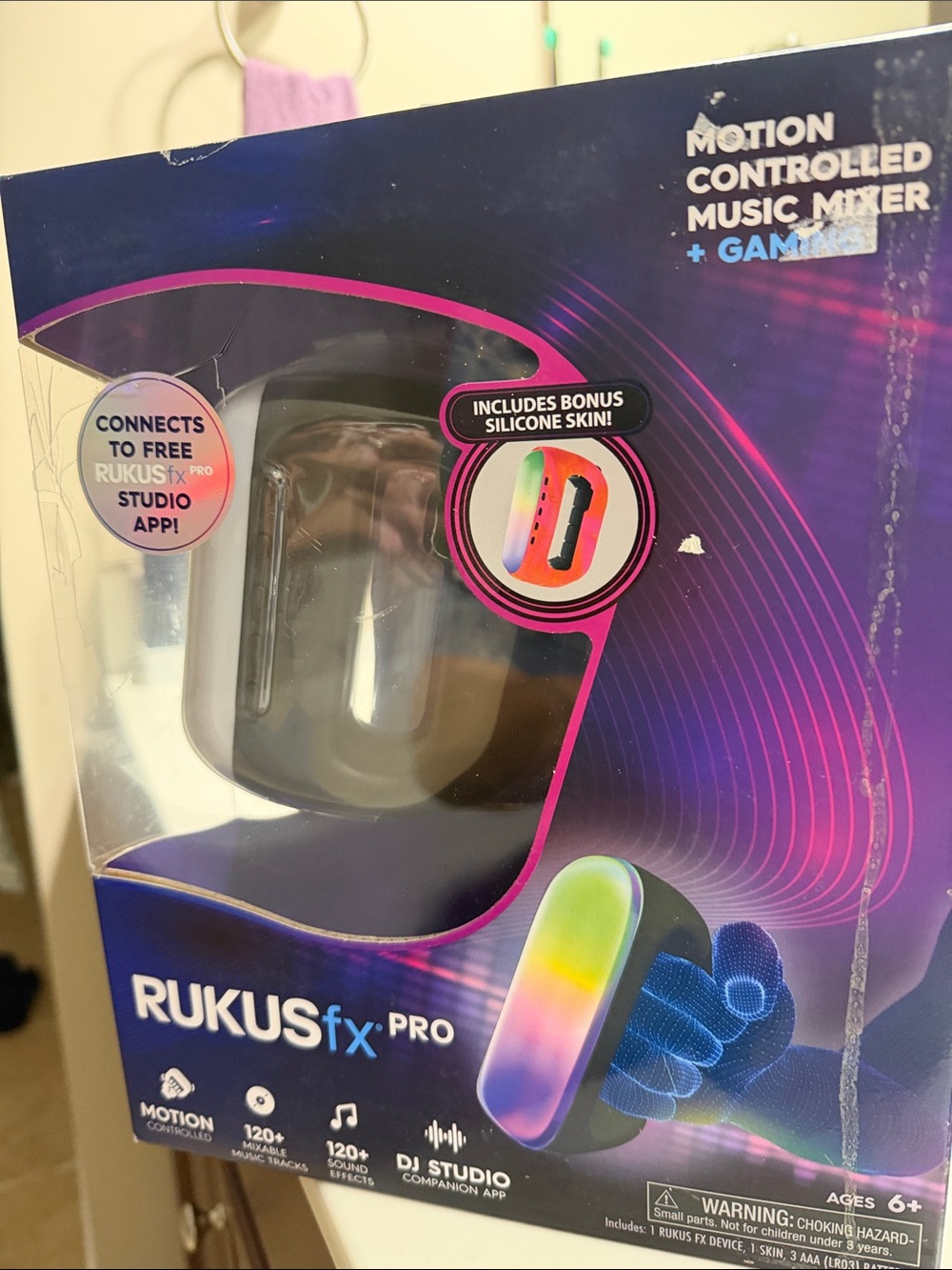 RUKUSfx Pro Motion-Controlled Music Mixer - Black with Rainbow Silicone Skin